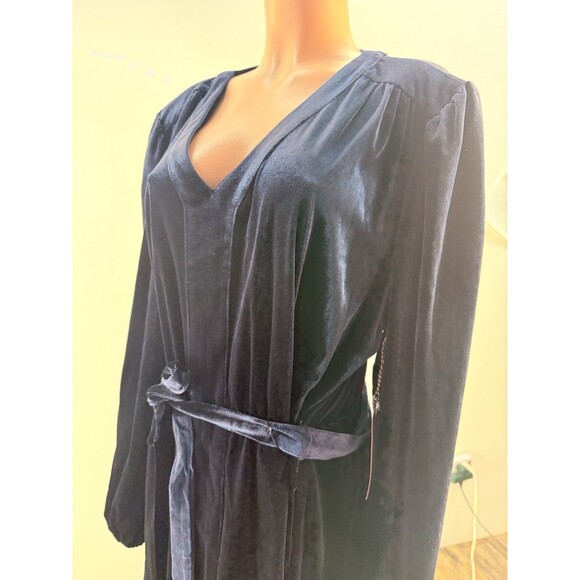 NEW Draper James Blue  Velvet Wrap Dress Size 2XL Long Sleeve W/Pockets - Picture 3 of 16